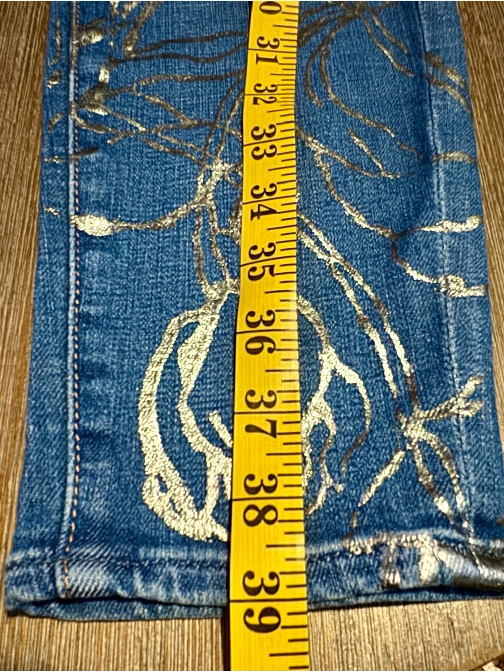 7 For All Mankind Blue Skinny Jeans with Metallic Floral Print - Picture 5 of 7